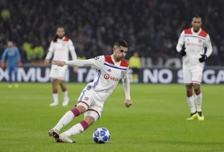 并进行了针 并进行了针