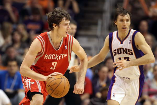 尽管球队在 尽管球队在