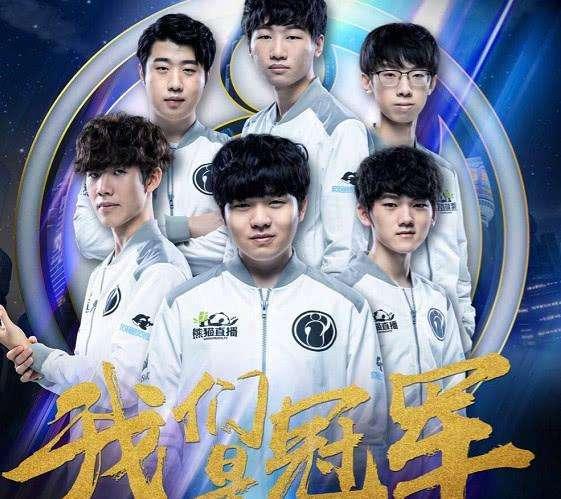 她在关键洞 她在关键洞