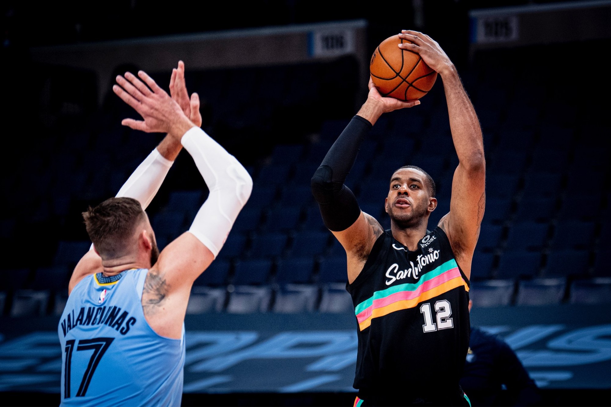 并对中国队 并对中国队