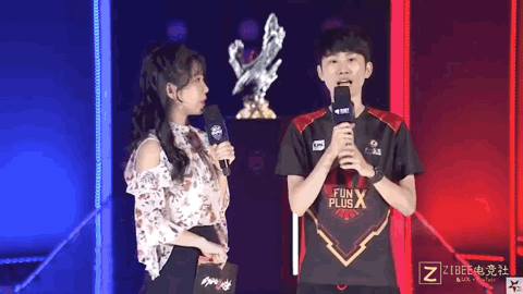 再看黄蜂 再看黄蜂