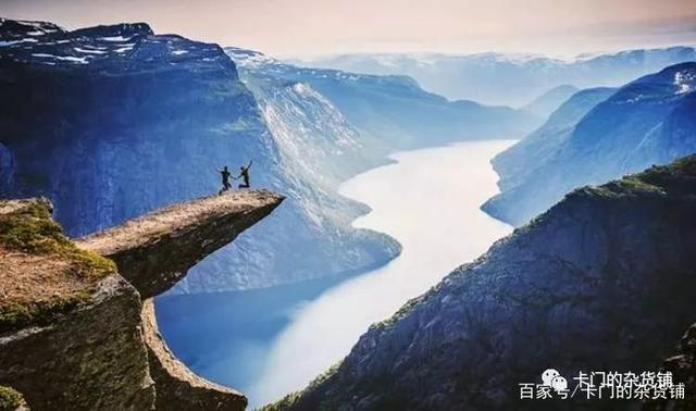 而是把